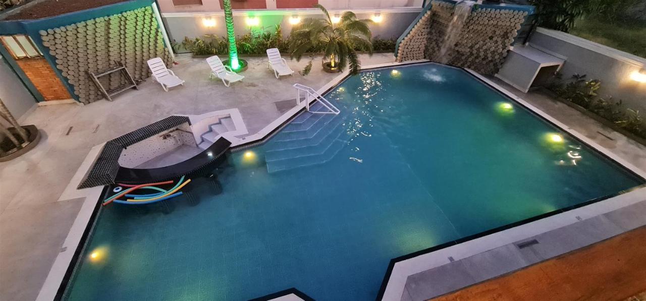 Marmeu Tropical Apartment กัวรูจา ภายนอก รูปภาพ