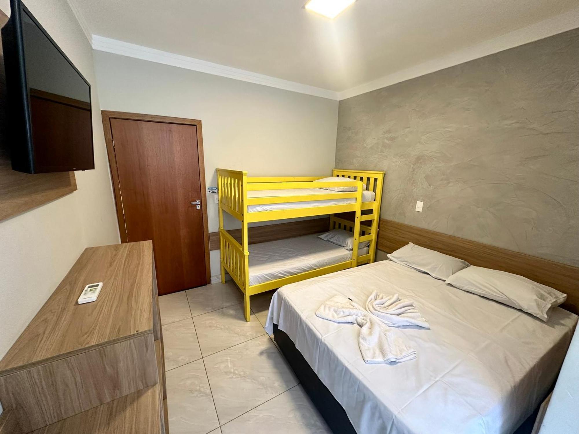 Marmeu Tropical Apartment กัวรูจา ภายนอก รูปภาพ